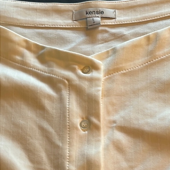 Kensie off the shoulder button front shirt -NWOT - Picture 2 of 7